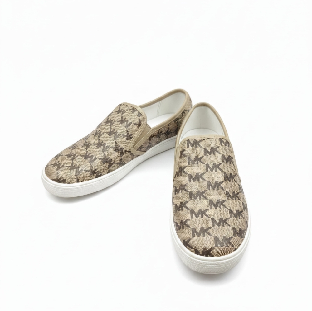 Michael Kors Girls Slip On Shoes MK Logo Youth 3